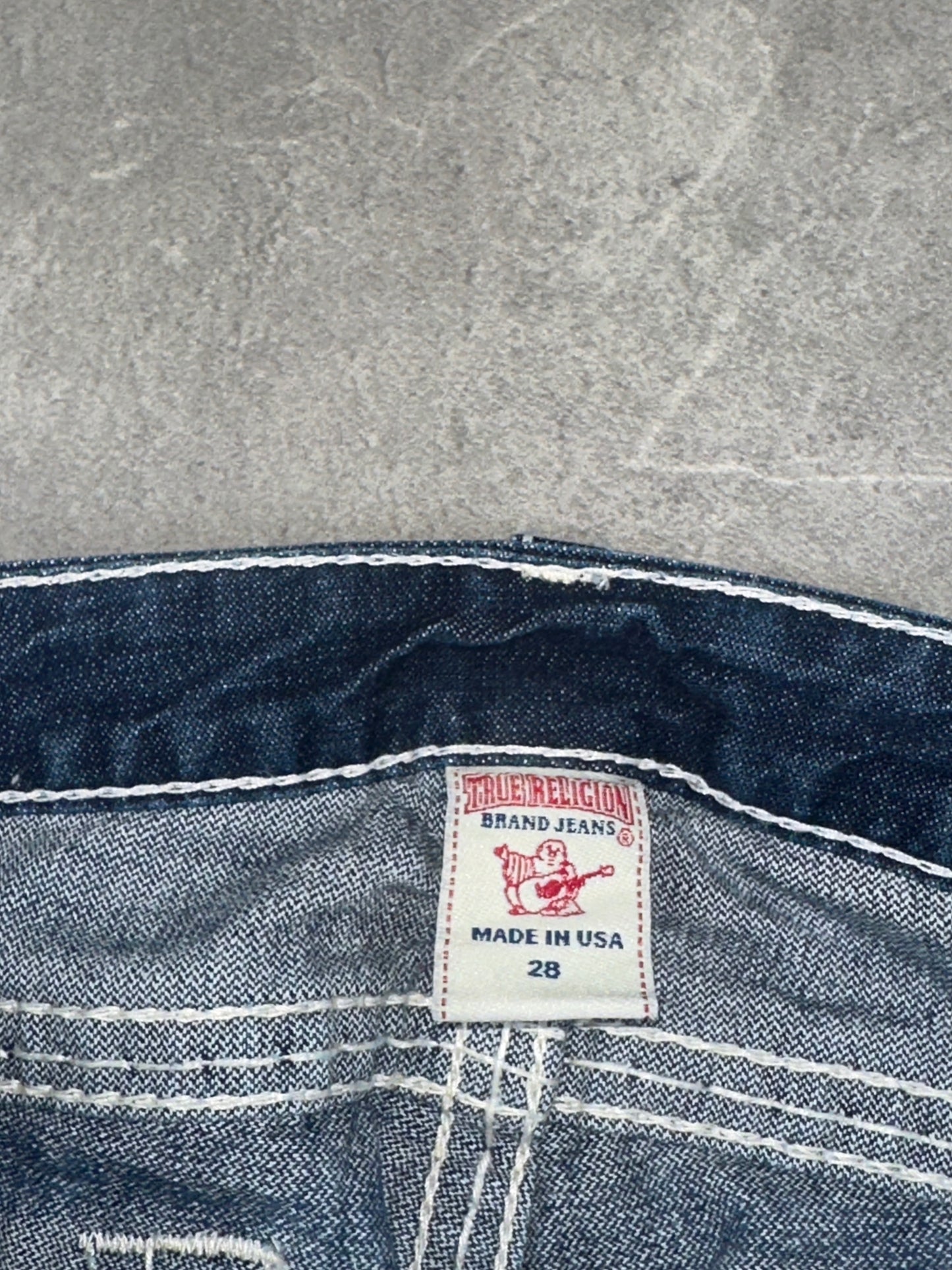True Religion Straight Low Rise // 28 (M)