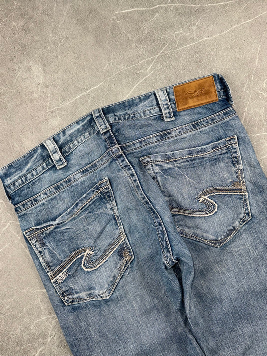 Silver Jeans Straight // L