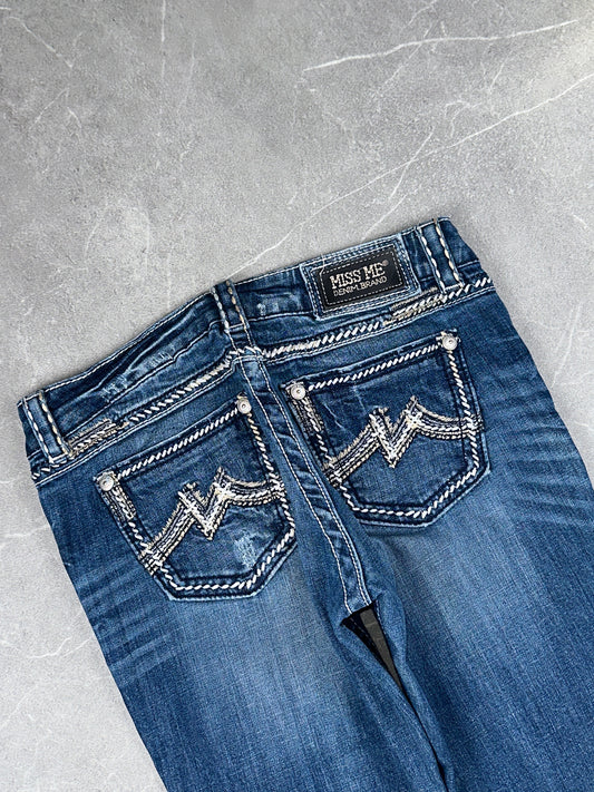 Miss Me Bootcut Low Rise // 27 (S/M)