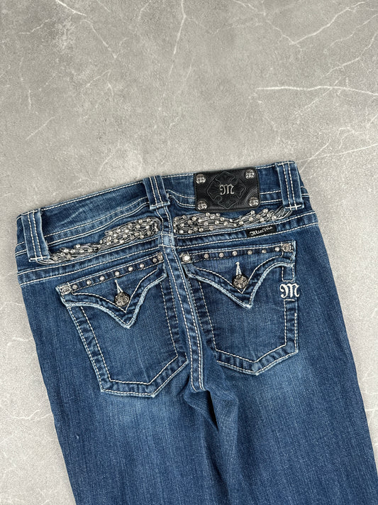 Miss Me Bootcut Low Rise // 28 (M)