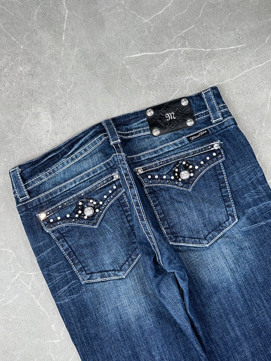 Miss Me Bootcut Low Rise // 31 (L)