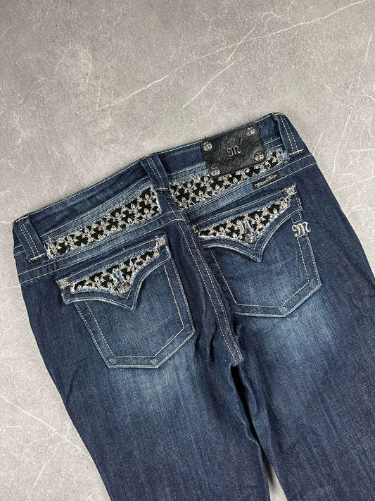 Miss Me Bootcut Low Rise // 33 (L-XL)