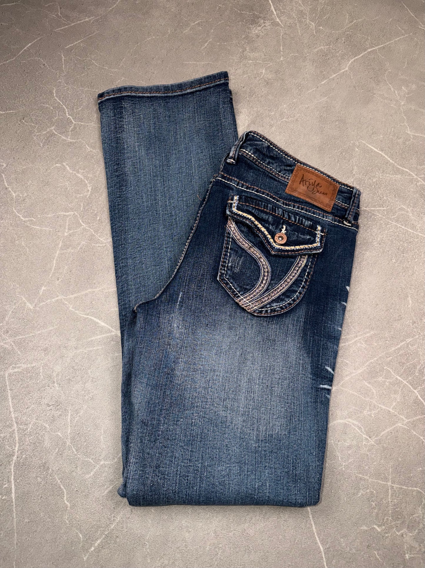 Ariya Bootcut Low Rise // M