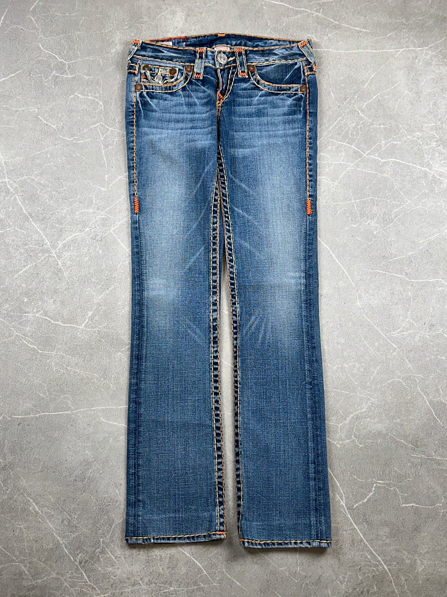 True Religion Straight Low Rise // 26 (S)