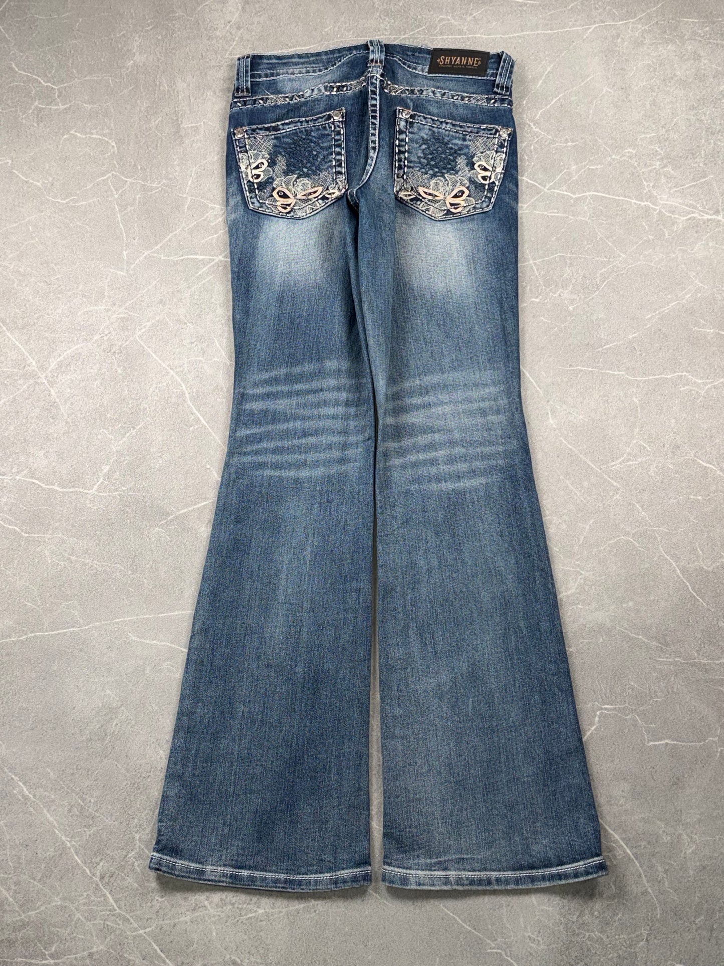 Shyanne Jeans Bootcut Low-Mid Rise // 26 (S)
