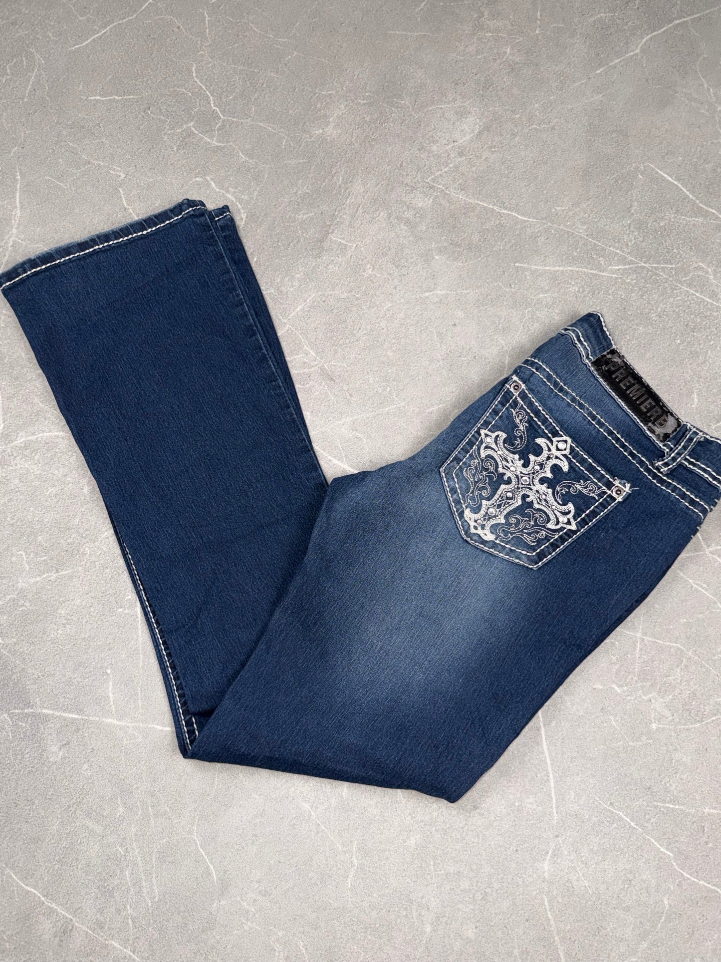 Premiere Bootcut Low Rise // M