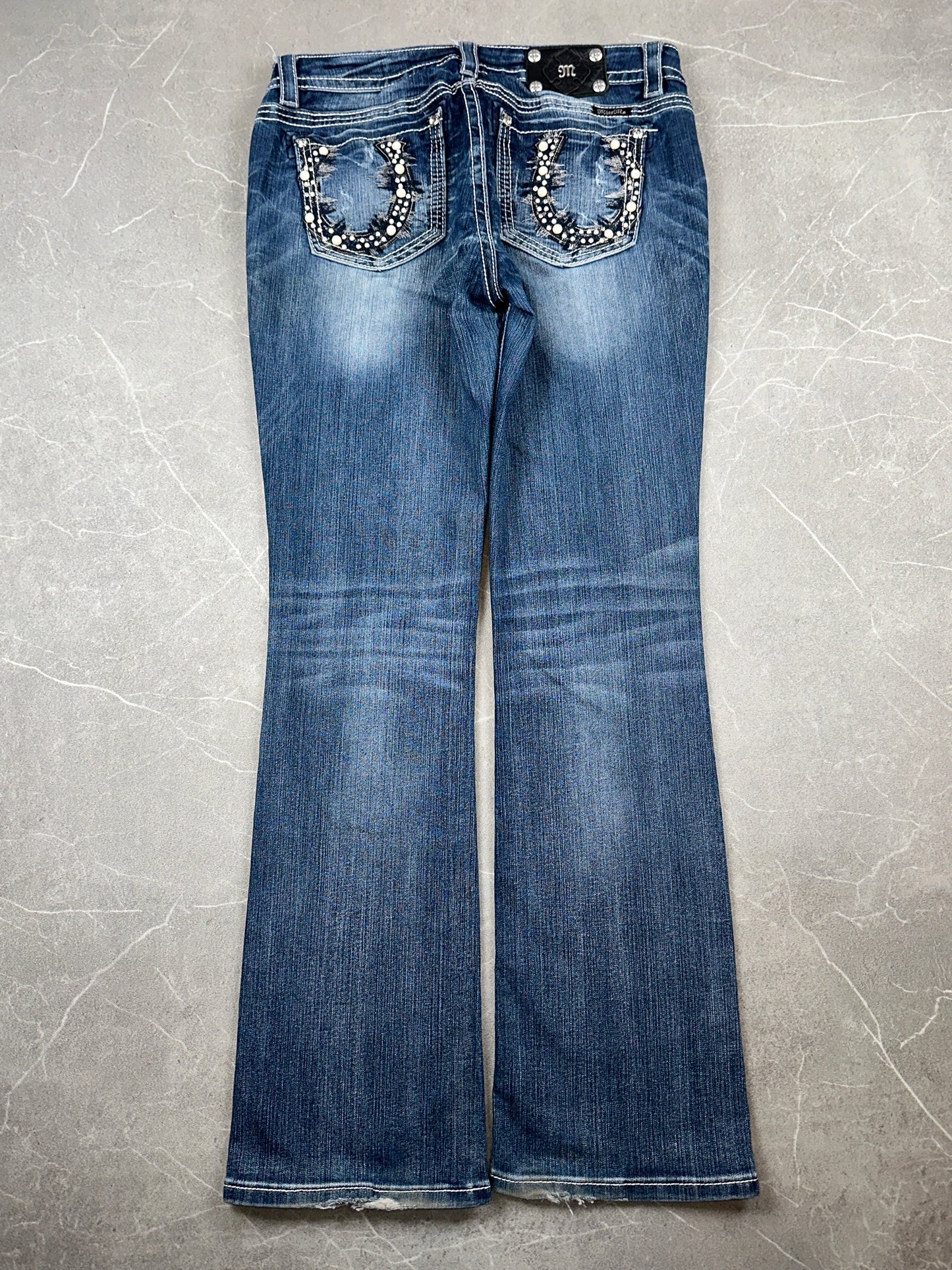 Miss Me Bootcut Mid Rise // 32 (L)