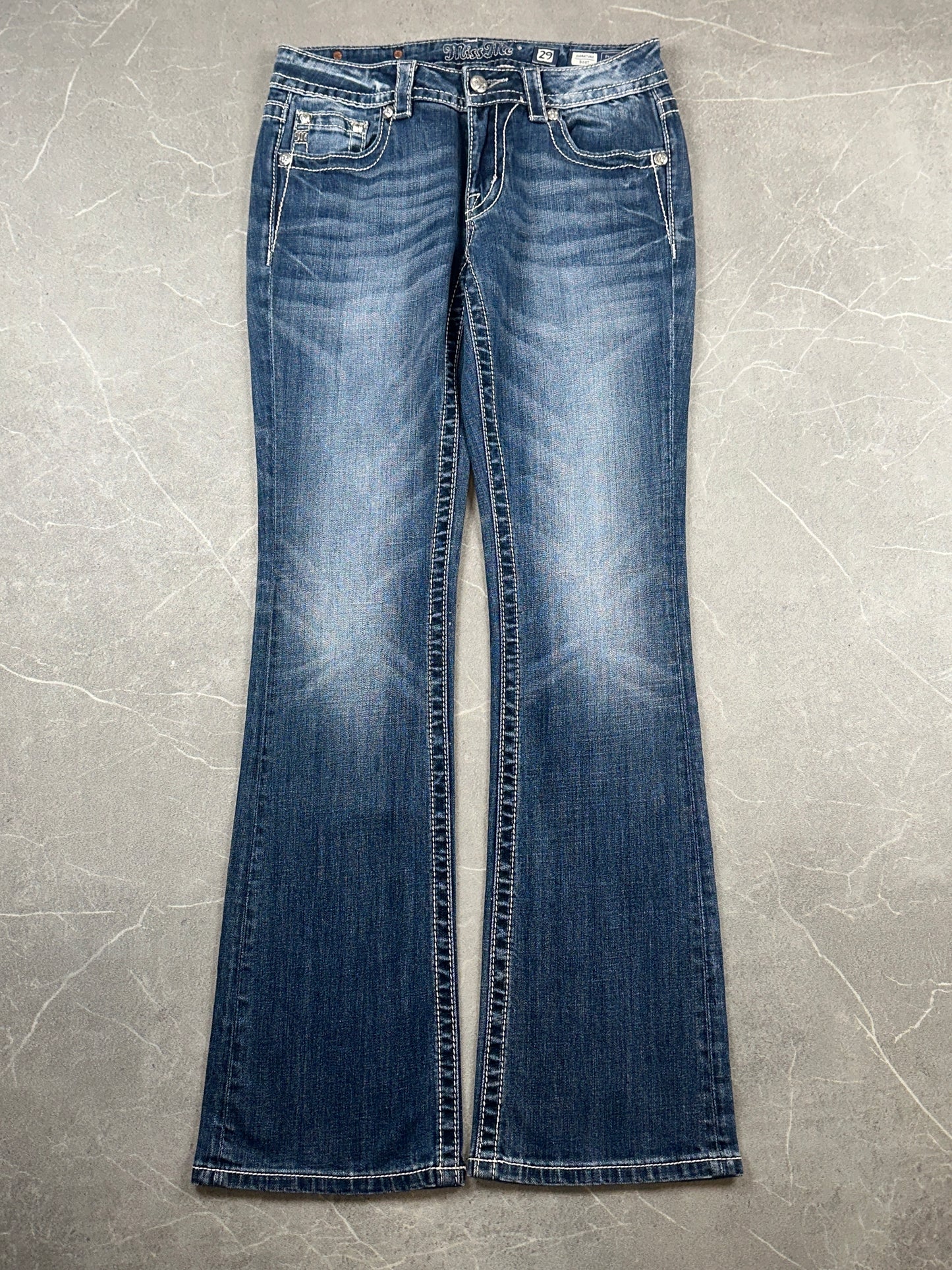 Miss Me Bootcut Low Rise // 29 (M)