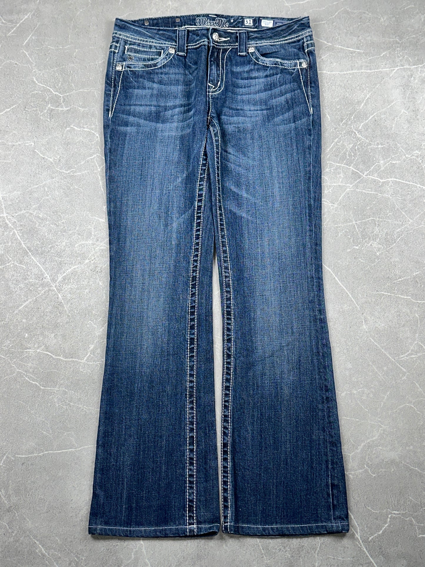 Miss Me Bootcut Low Rise // 31 (L)