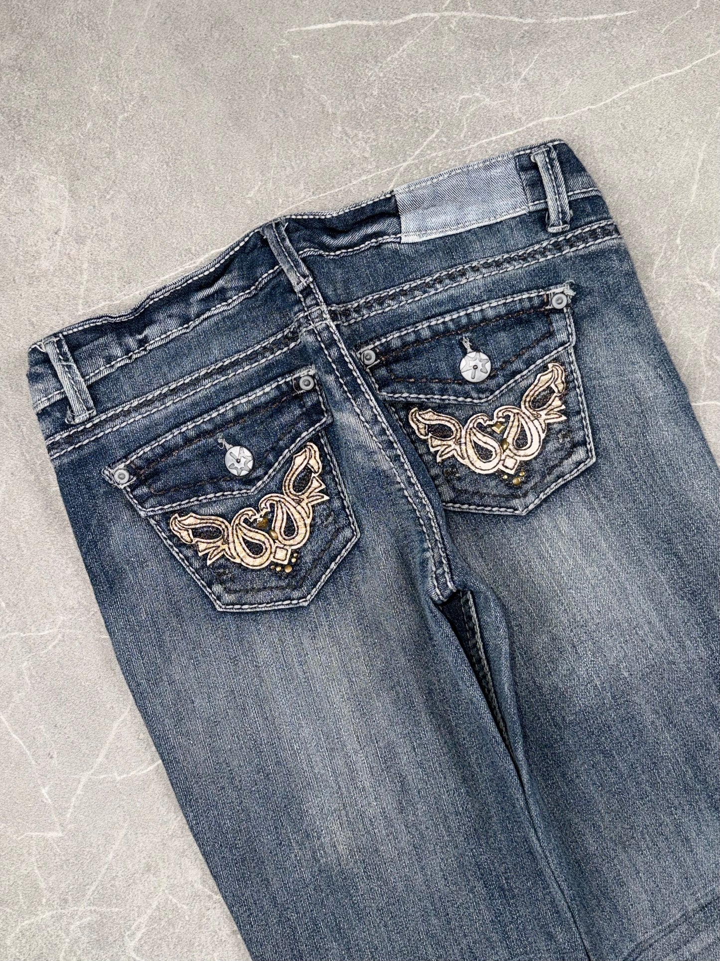 Vanilla Star Bootcut Low Rise // M