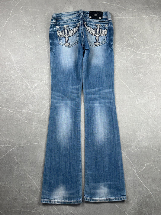 Miss Me Bootcut Low Rise // 27 (S)