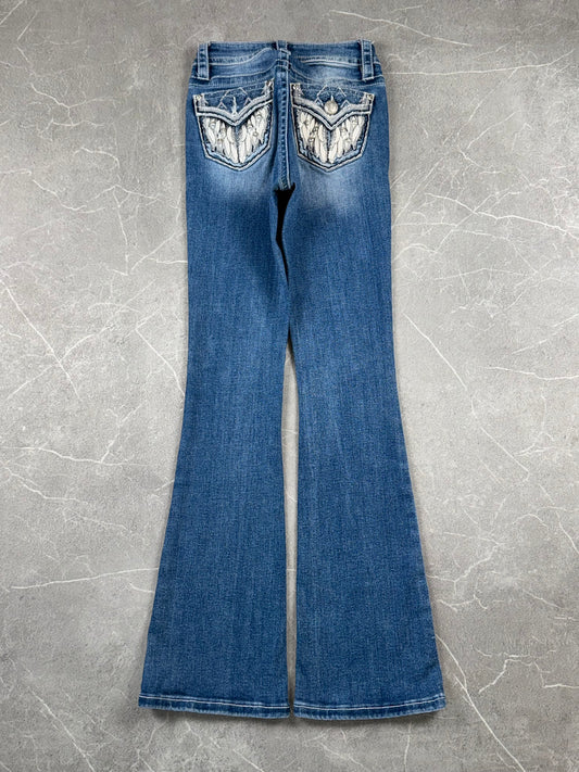 Fire & Rain Bootcut Jeans Mid Rise // XXS