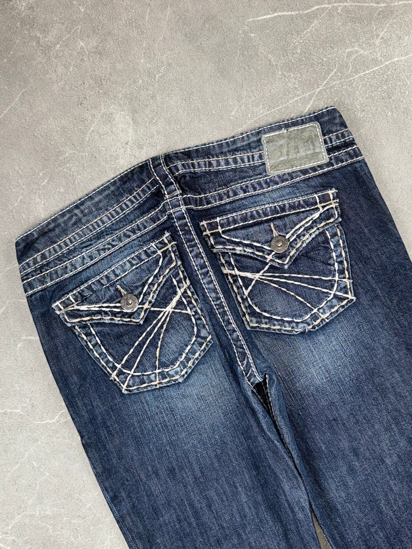 Silver Jeans Bootcut Low Rise // 29 (M)
