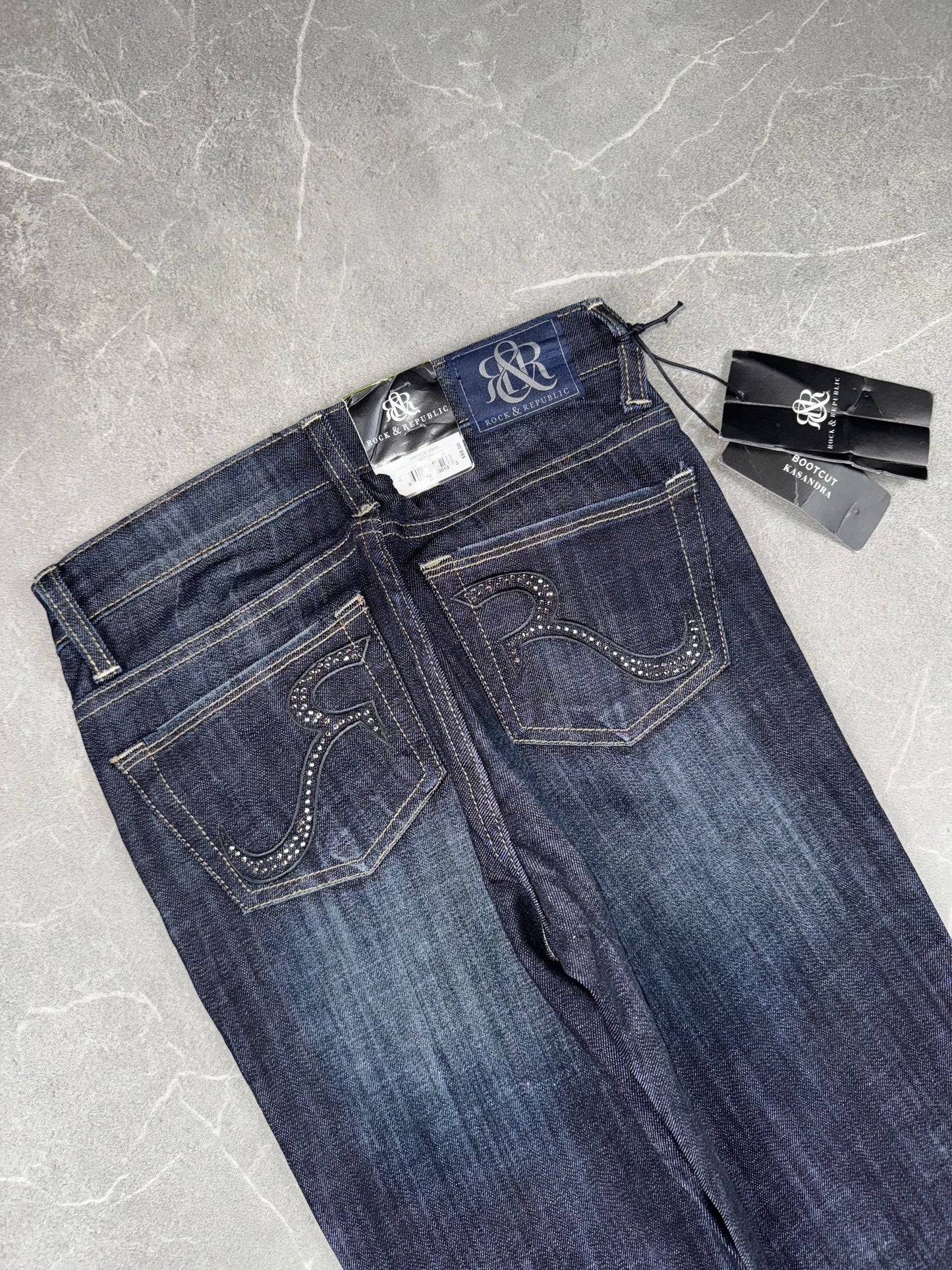 Rock & Republic Bootcut Low-Mid Rise // Xs