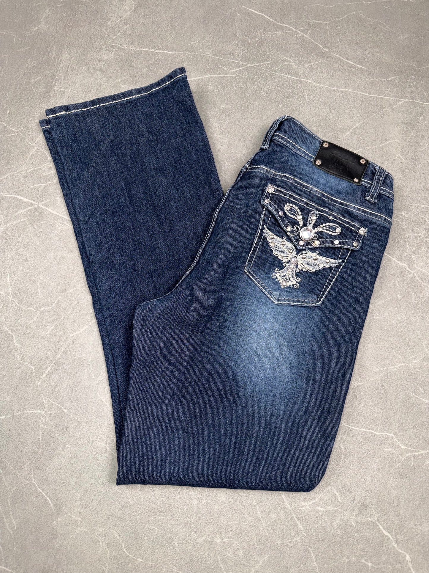 Live Hard Bootcut Mid Rise // M