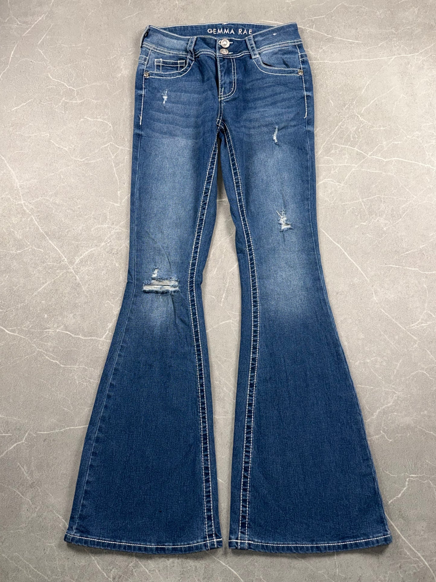 Gemma Rae Flared Mid Rise // 25 (XS)
