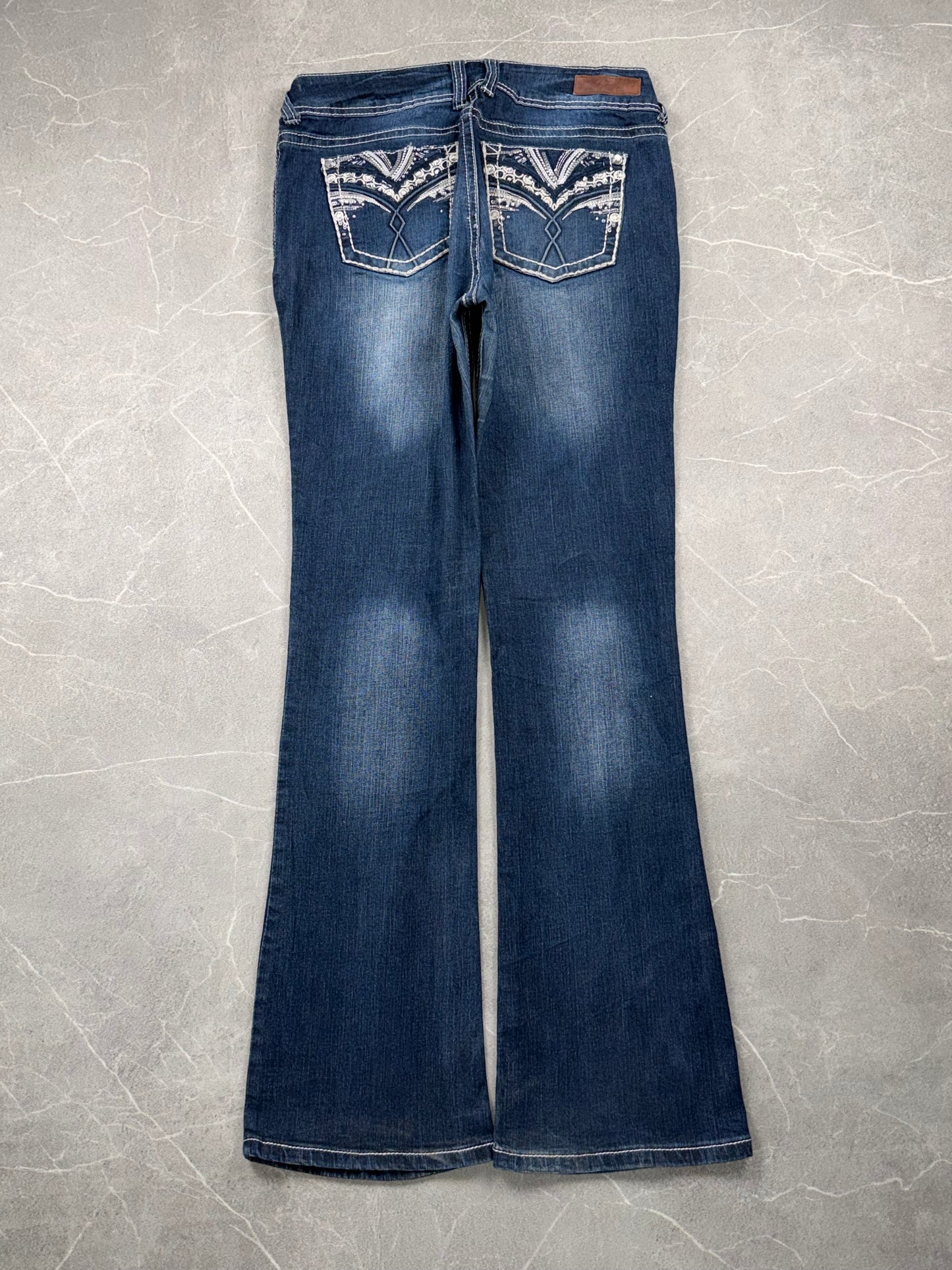 Wallflower Bootcut Mid Rise // M