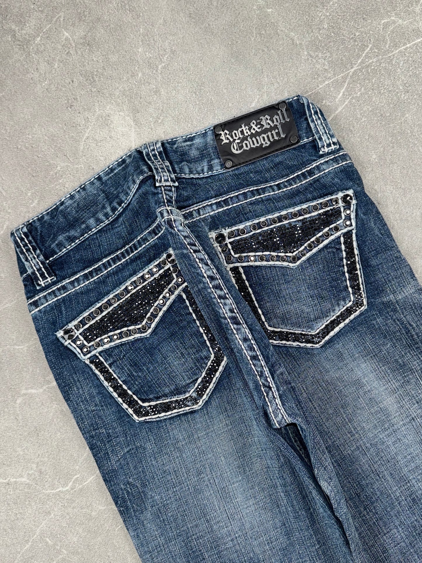 Rock & Roll Cowgirl Bootcut Mid Rise // 26 (S)