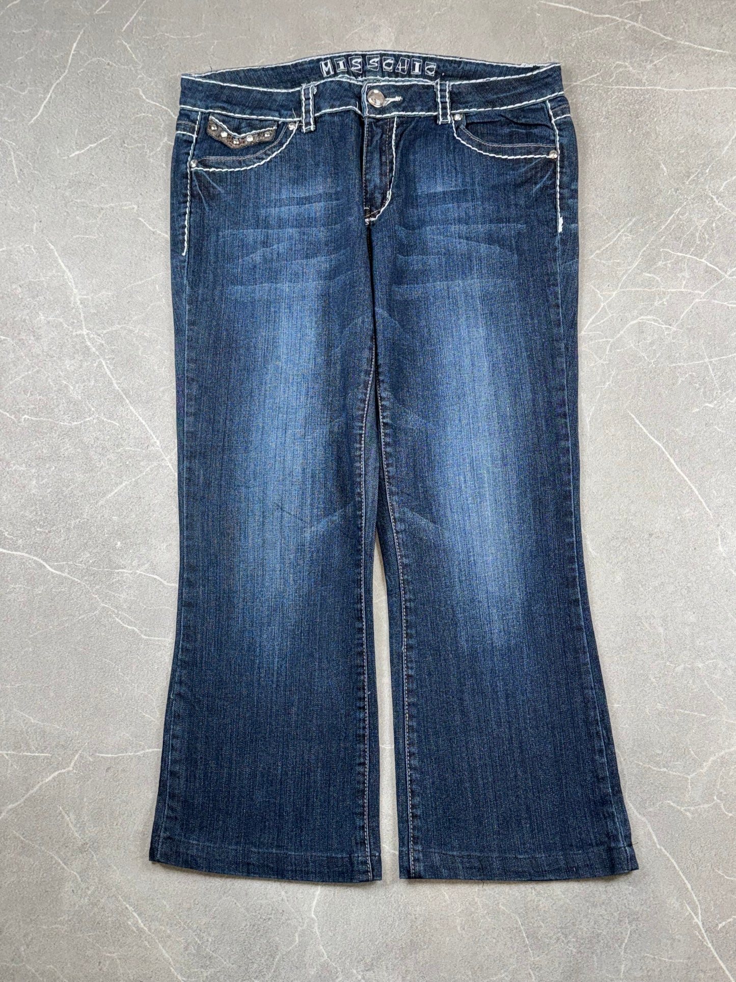 Miss Chic Straight Capri // XL