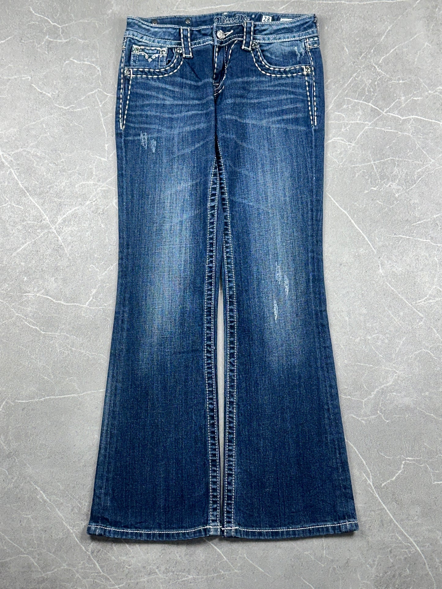 Miss Me Bootcut Low Rise // 28 (M)