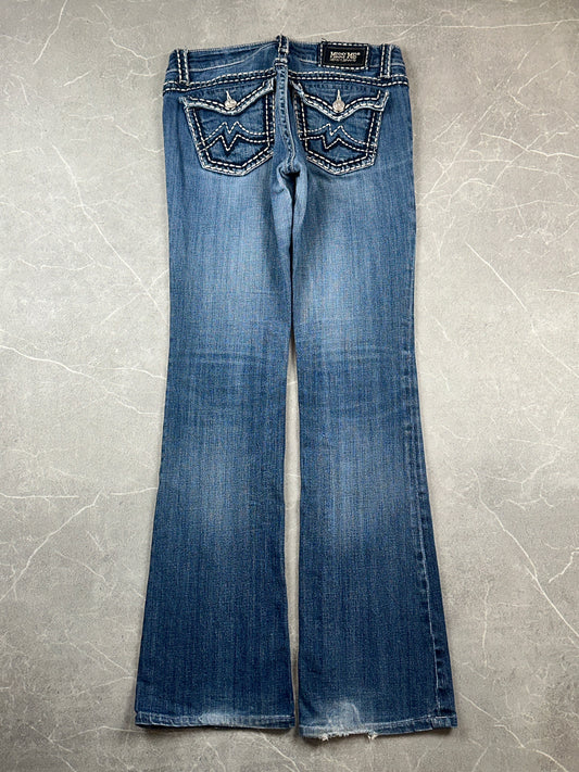 Miss Me Bootcut Low Rise // 29 (M)