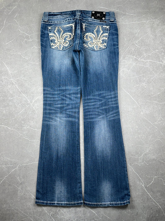 Miss Me Bootcut Low Rise // 31 (L)