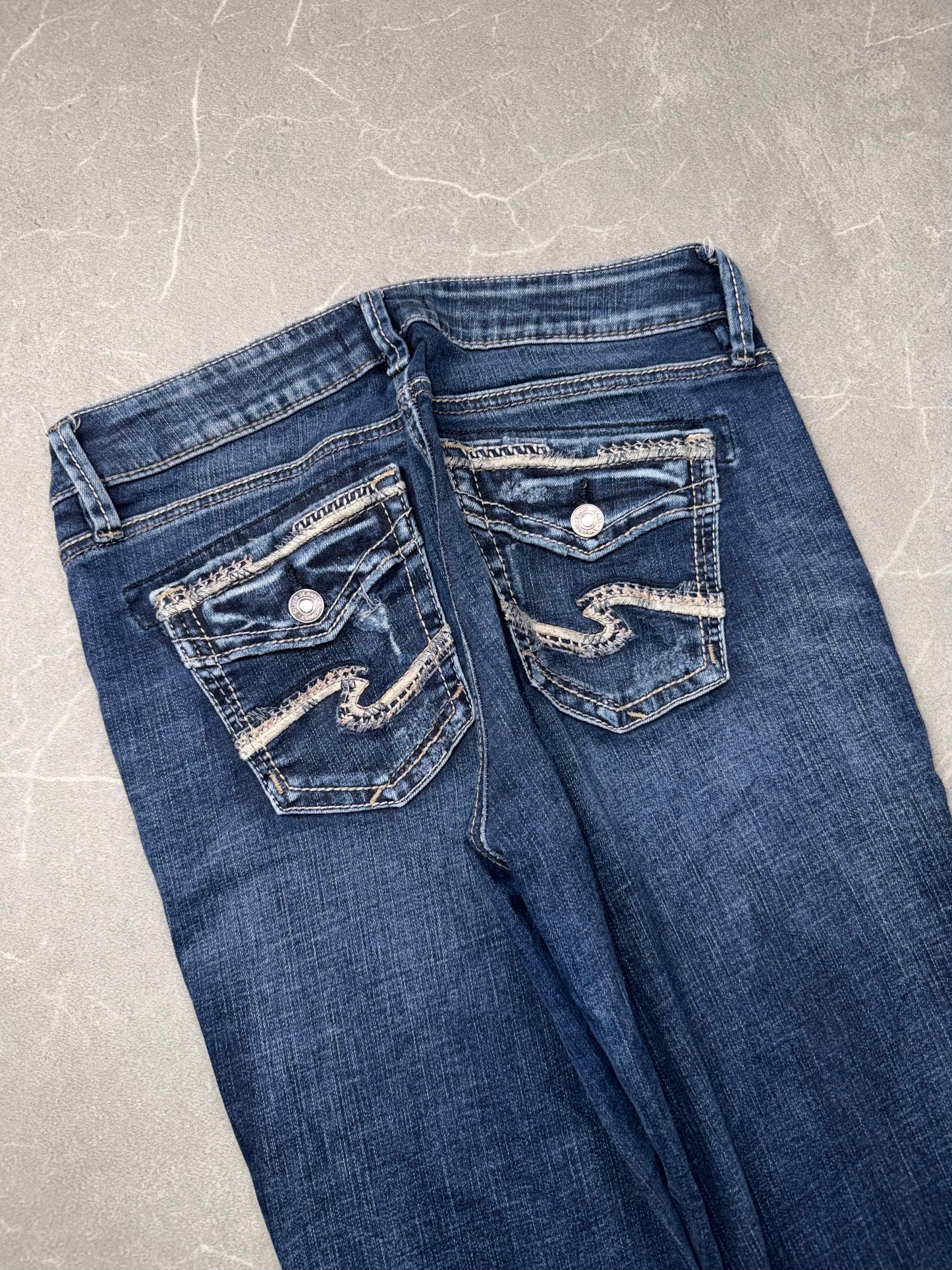 Silver Jeans Bootcut Mid Rise // M