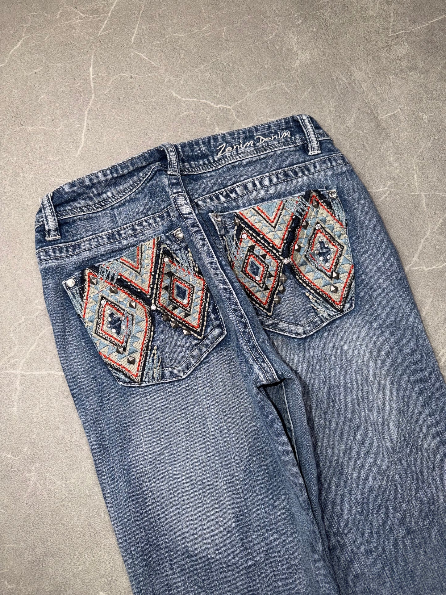 Zenim Bootcut Low-Mid Rise // XS