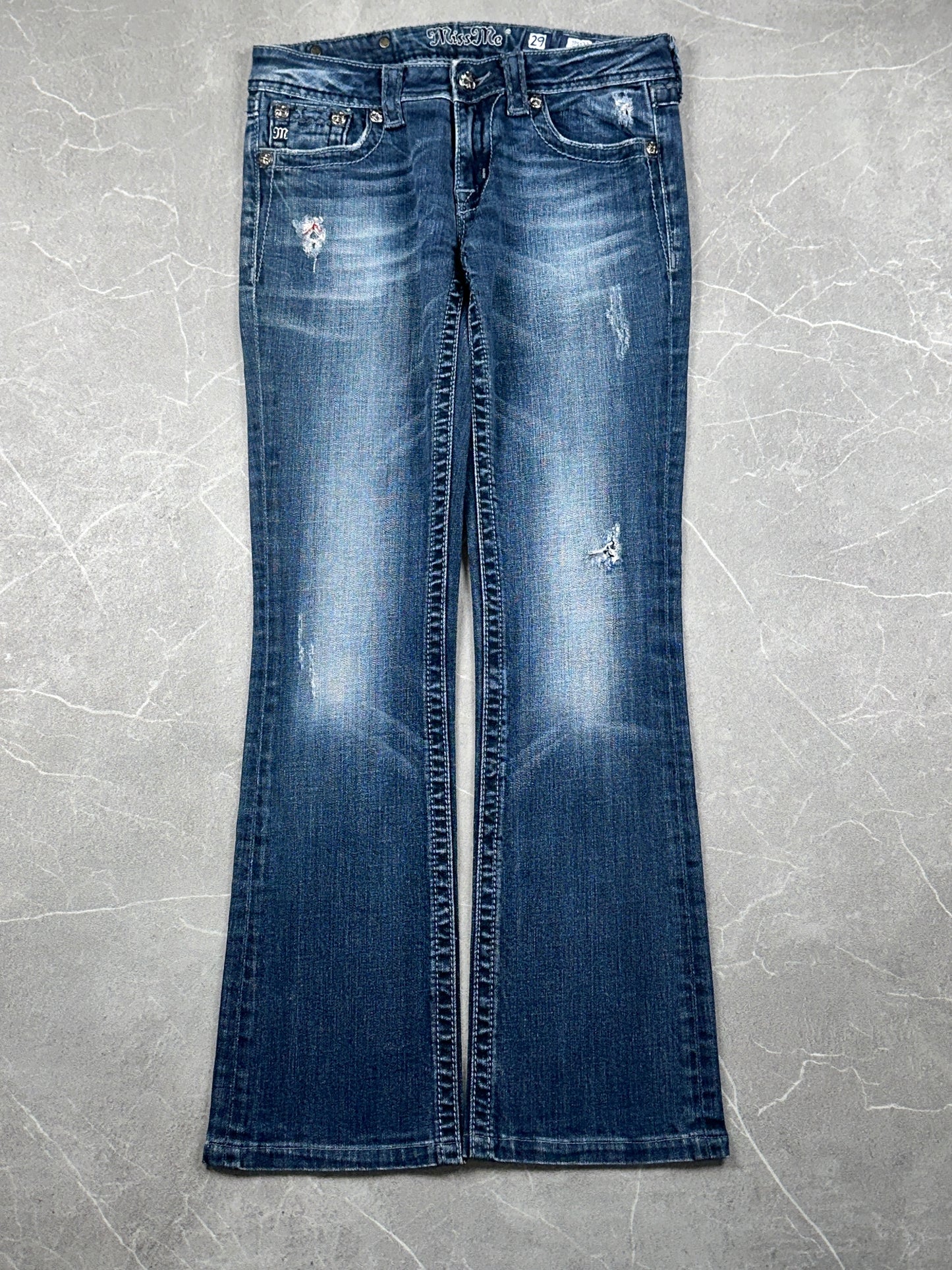 Miss Me Bootcut Low Rise // 29 (M)