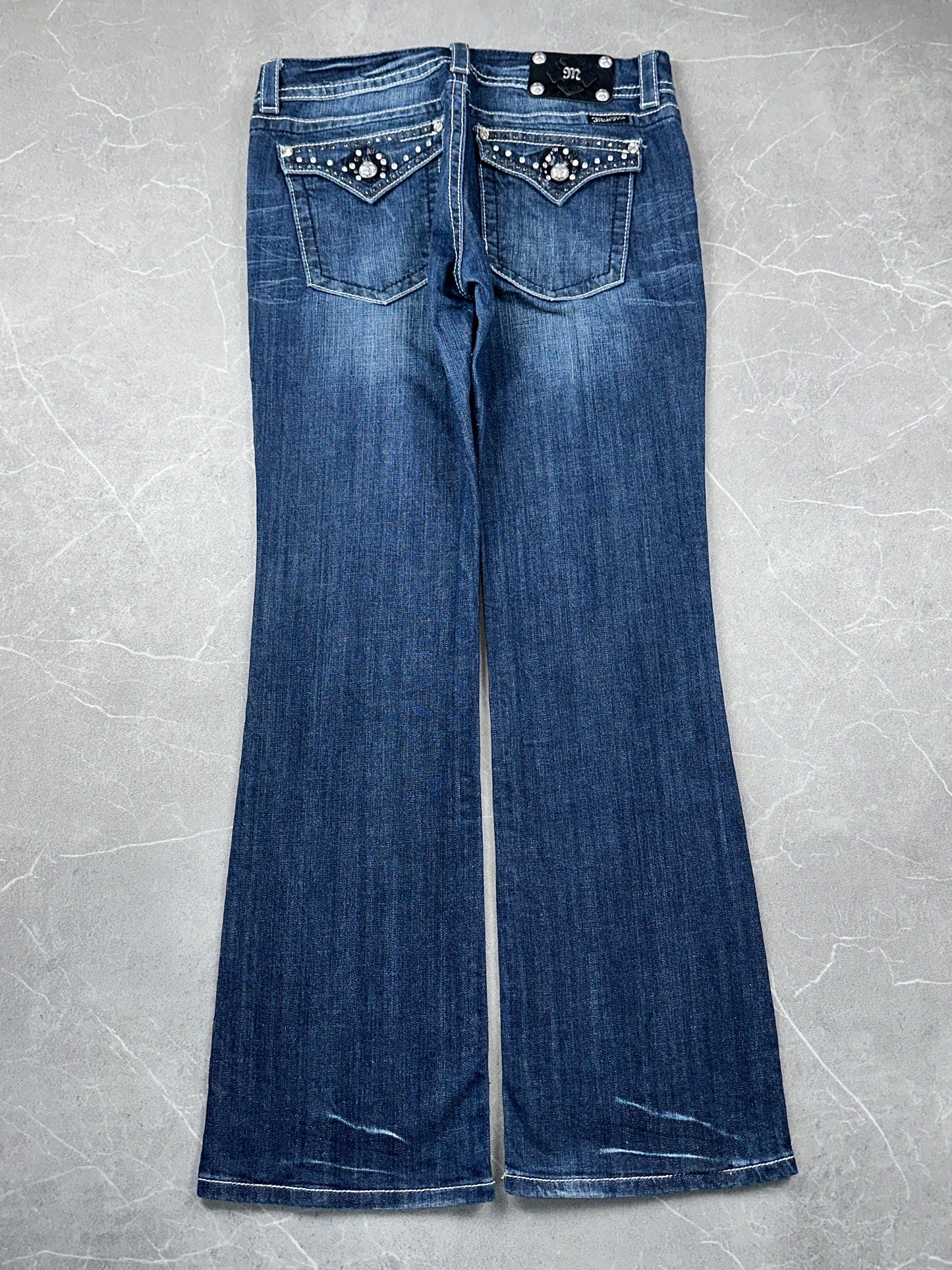 Miss Me Bootcut Low Rise // 31 (L)