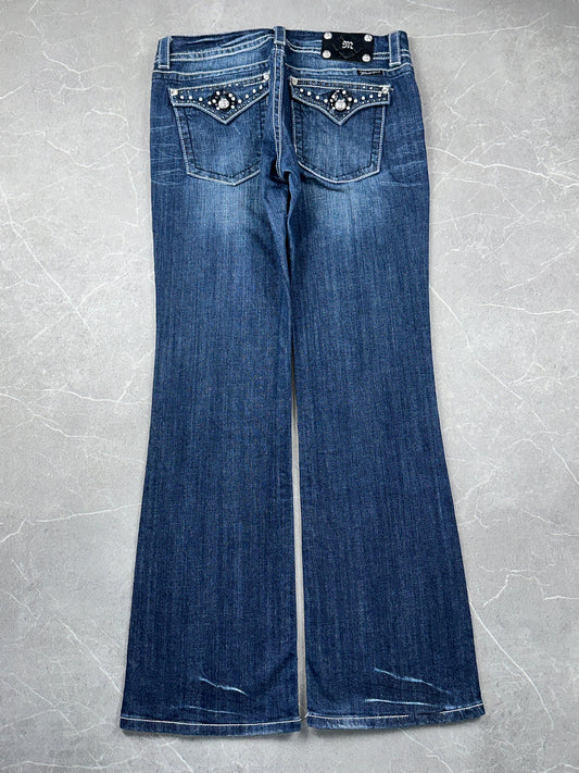 Miss Me Bootcut Low Rise // 31 (L)