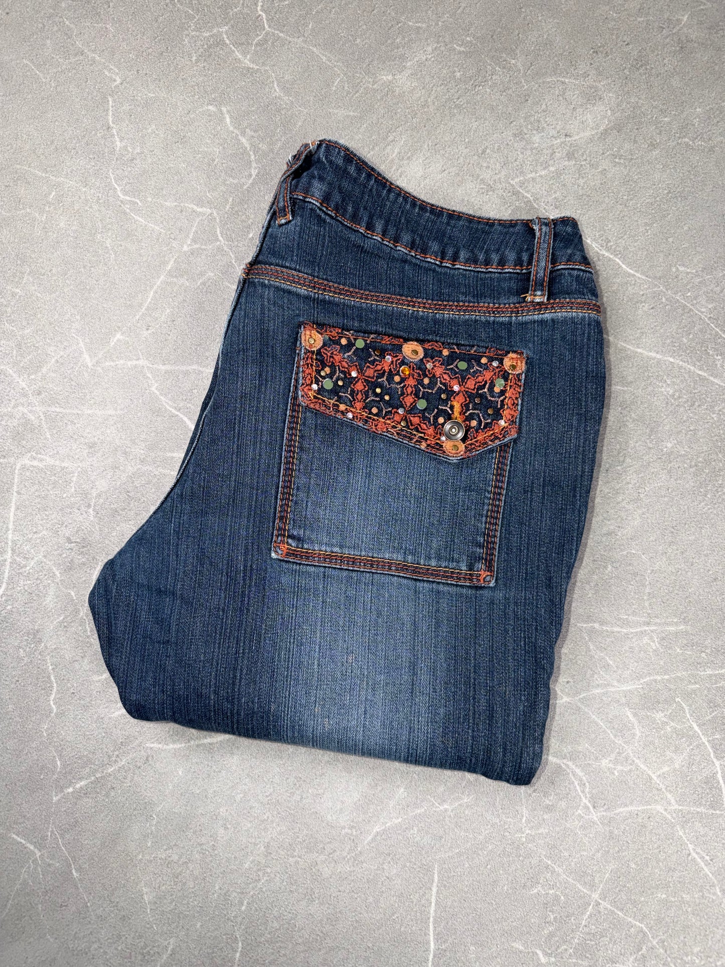 Vintage Jeans Bootcut Mid Rise // L