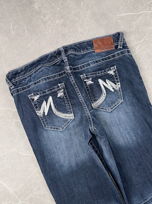 Maurices Jeans Bootcut Low Rise // M