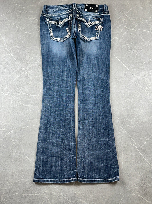 Miss Me Bootcut Low Rise // 28 (M)