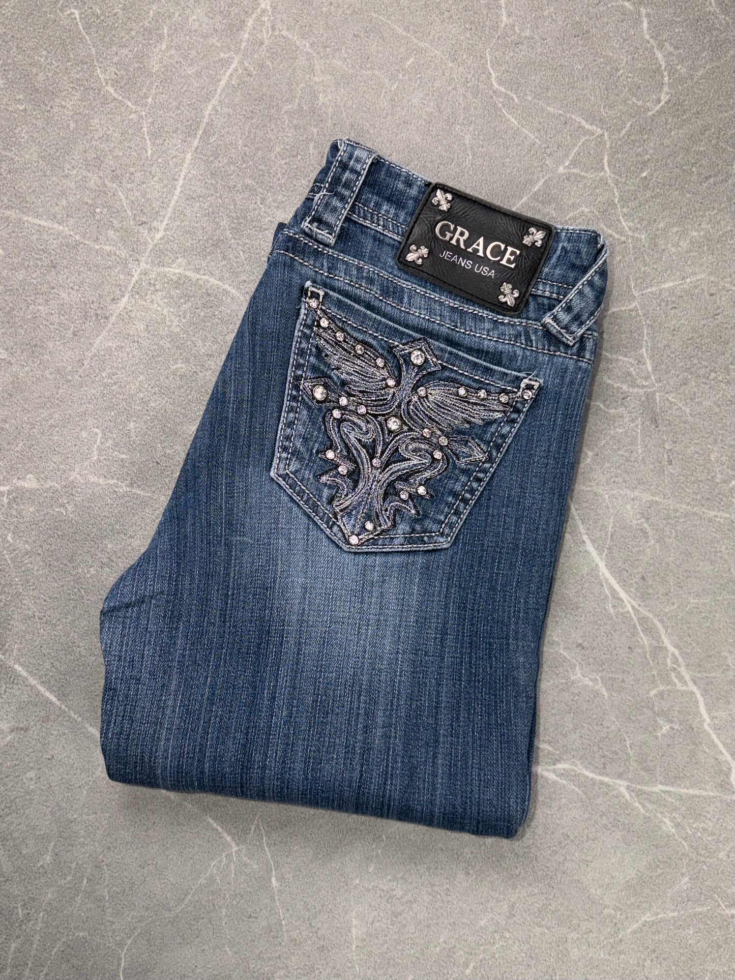 Grace in LA Bootcut Low Rise // 25 (Xs)