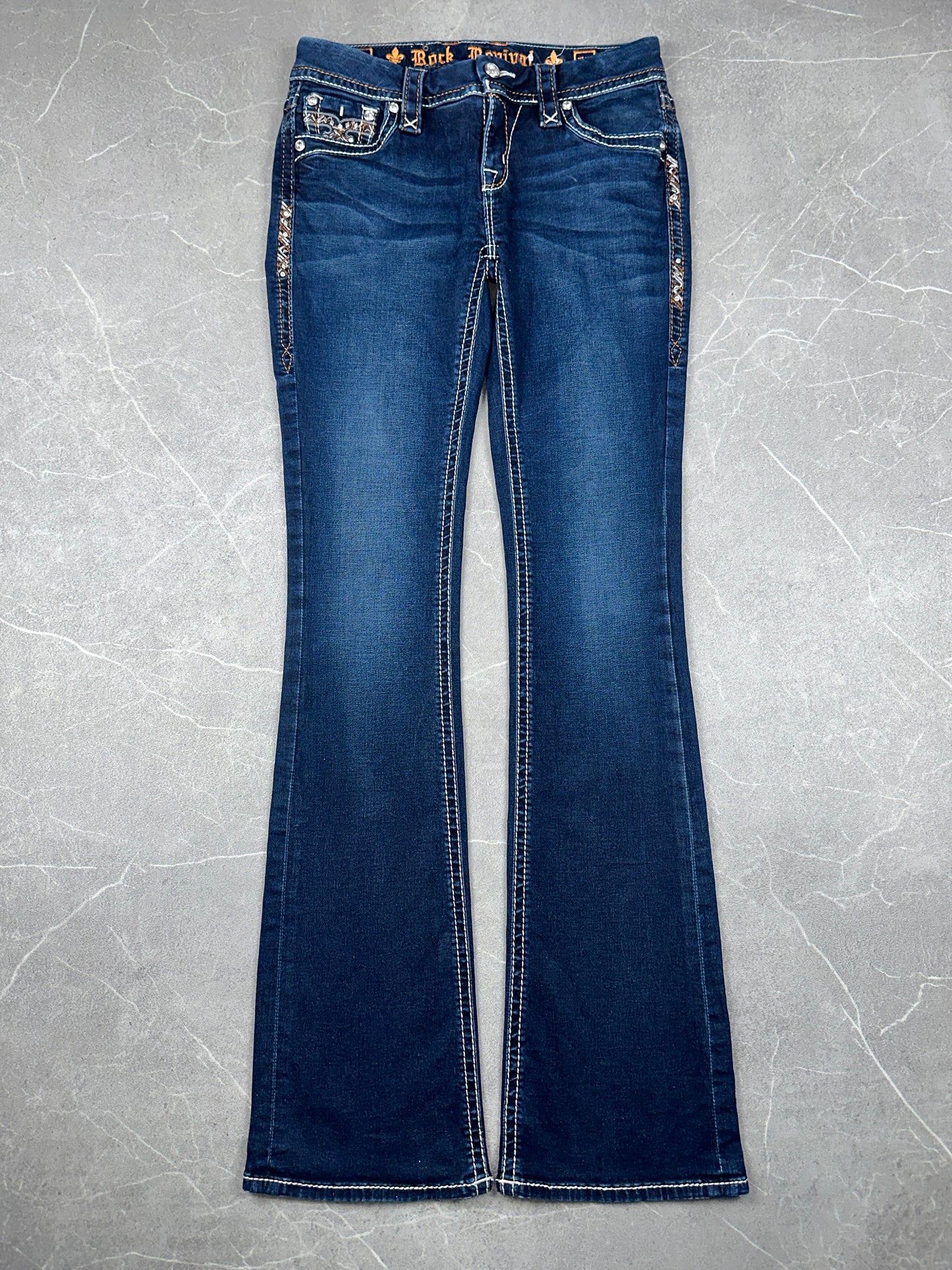 Rock Revival Bootcut Mid Rise // 26 (S)