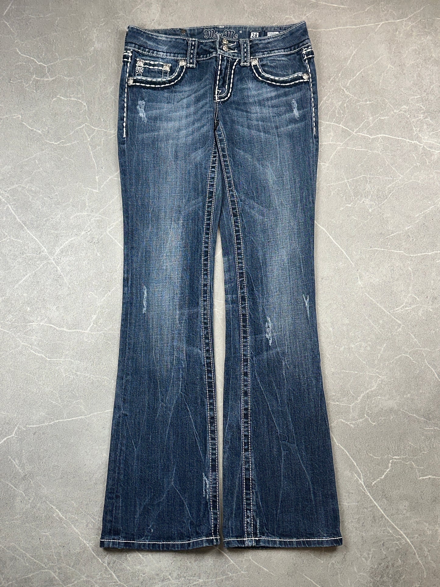 Miss Me Bootcut Low Rise // 28 (M)