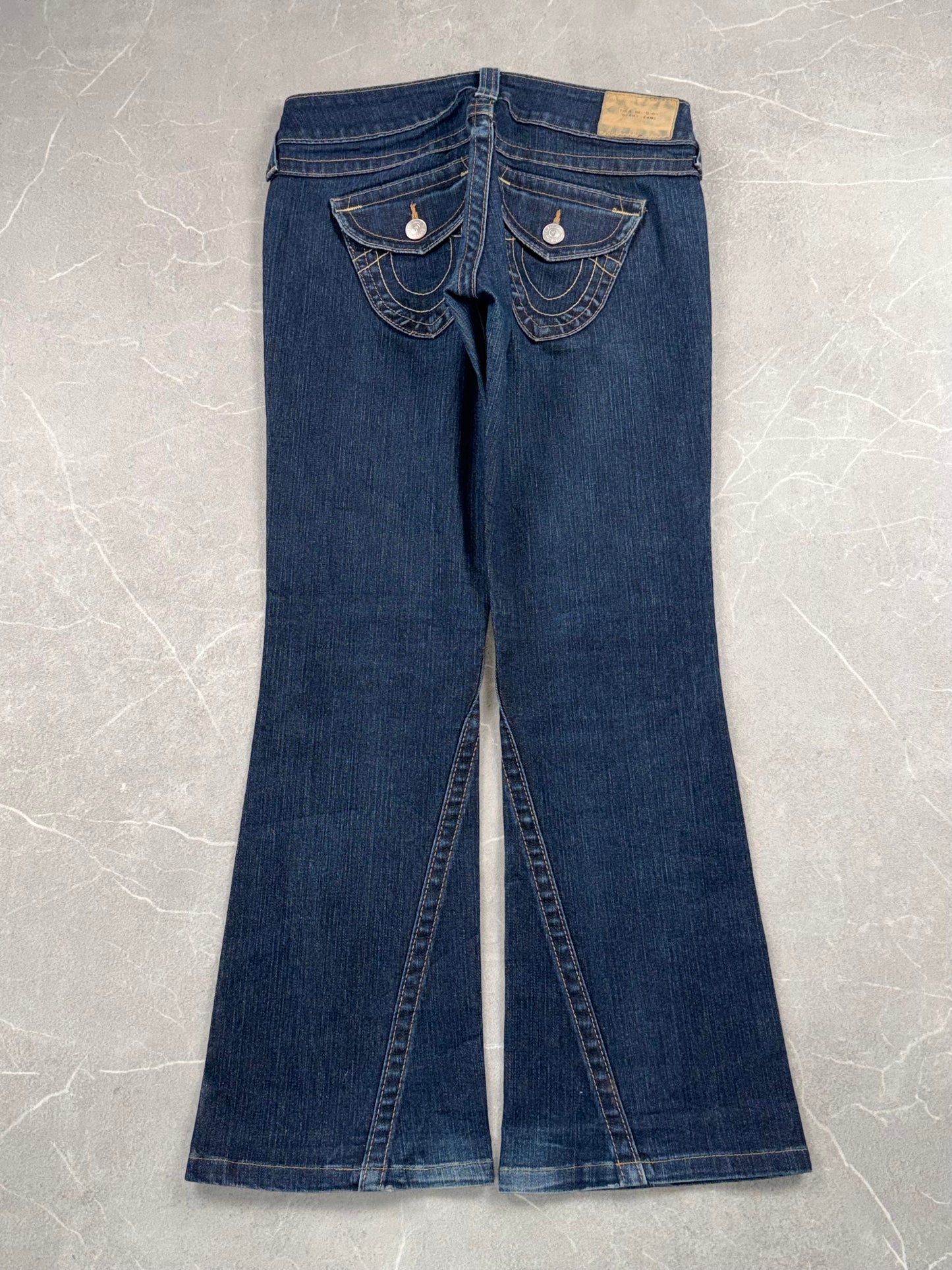 True Religion Flared Low Rise // 28 (M)