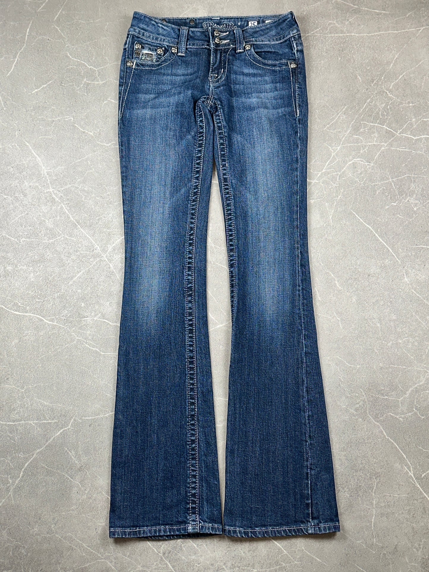 Miss Me Bootcut Low Rise // 25 (Xs)