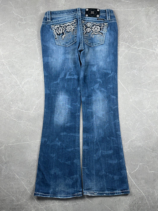Miss Me Bootcut Low Rise // 30 (M)