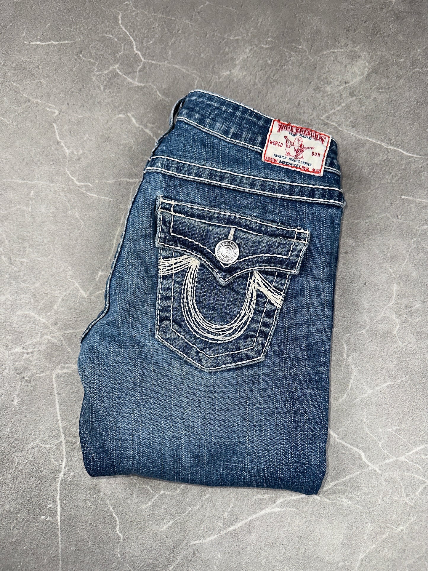 True Religion Flared Low Rise // 27 (S)