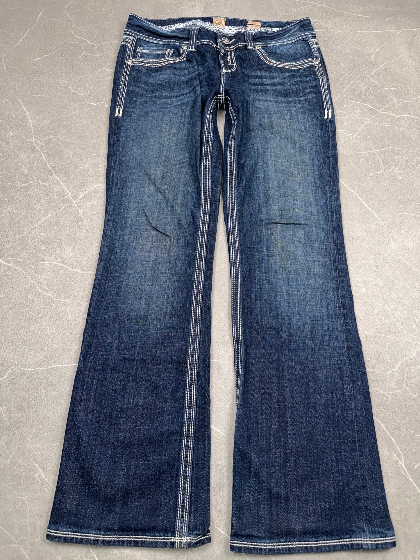 Studio Bootcut Low Rise // M