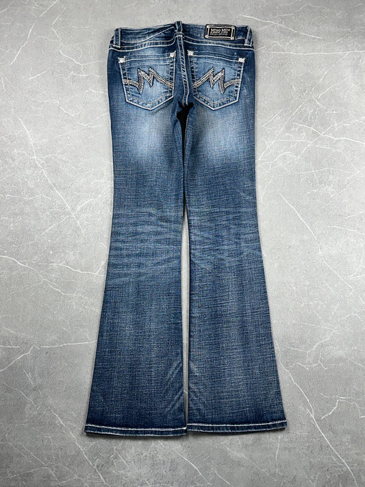 Miss Me Bootcut Low Rise // 27 (S)