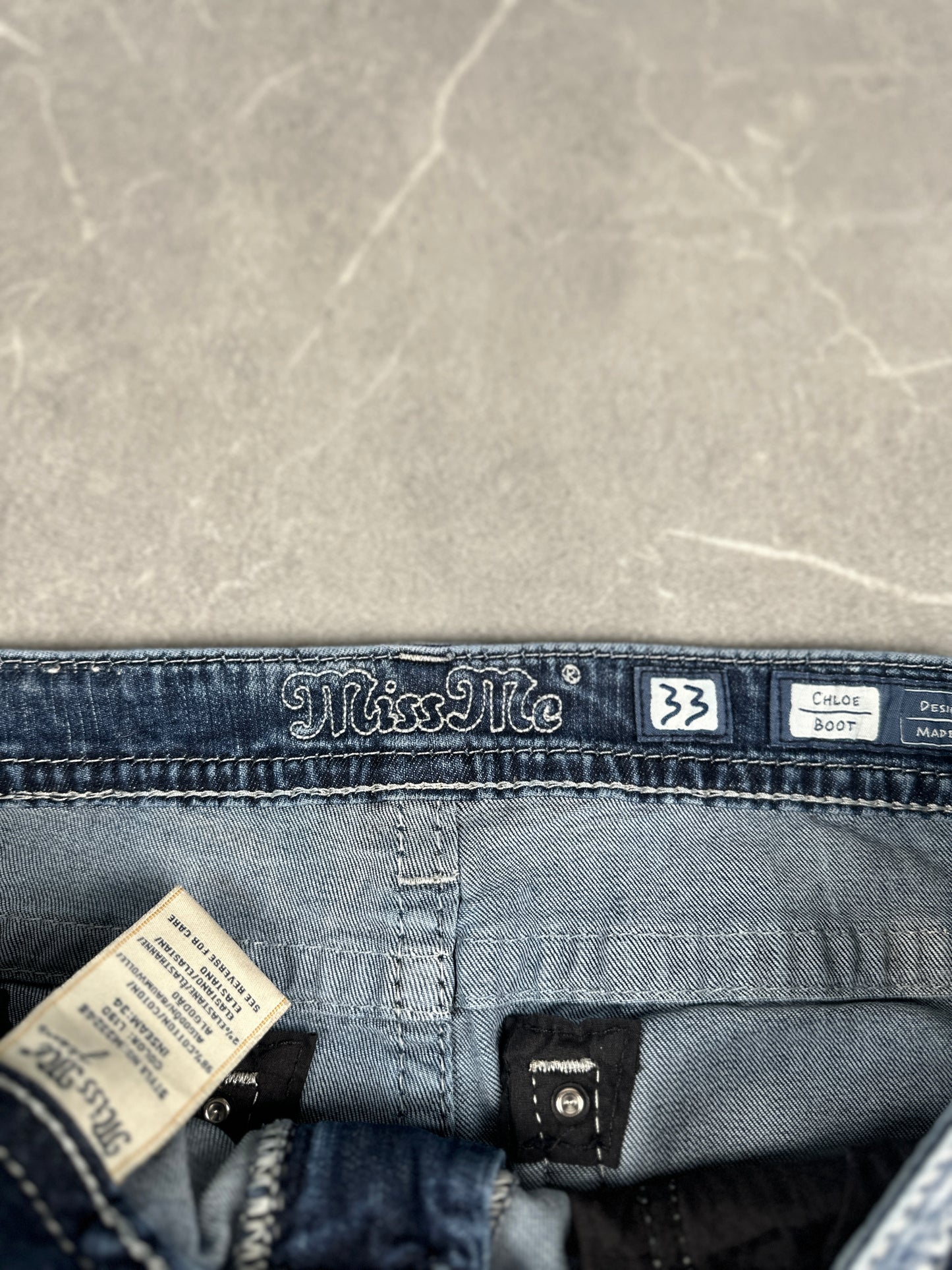 Miss Me Bootcut Low Rise // 33 (XL)