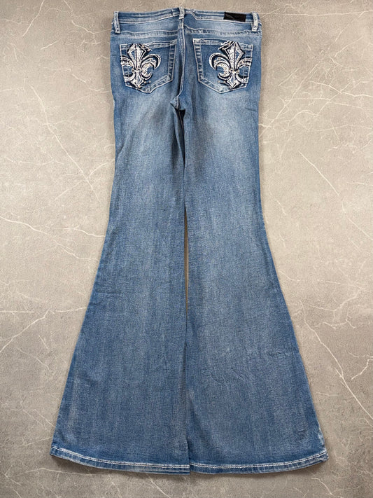 PTCL Jeans Flared Mid Rise // 28 (M)