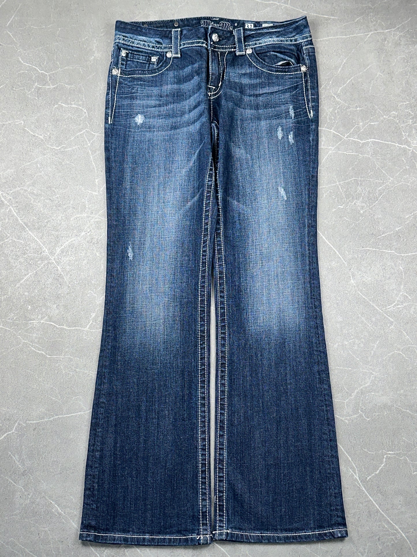 Miss Me Bootcut Low Rise // 31 (L)