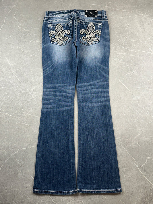 Miss Me Bootcut Low Rise // 29 (M)