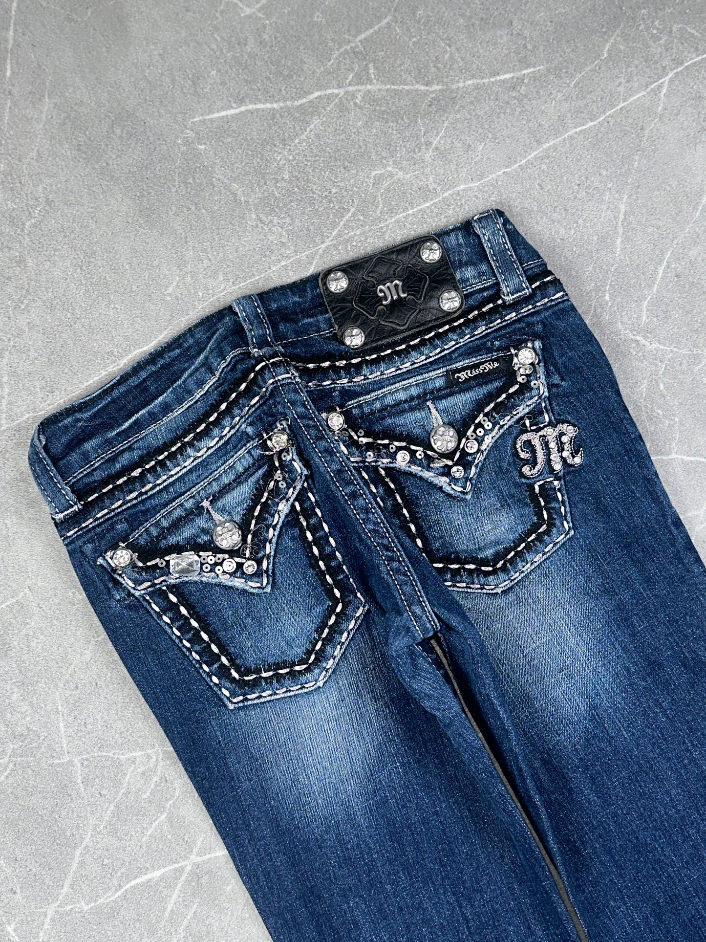 Miss Me Bootcut Low Rise // 25 (Xs)