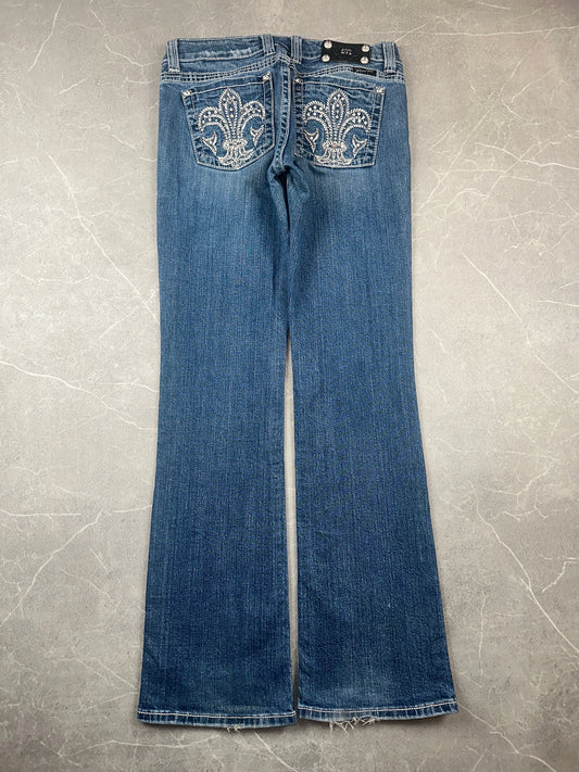 Miss Me Bootcut Low Rise // 31 (L)