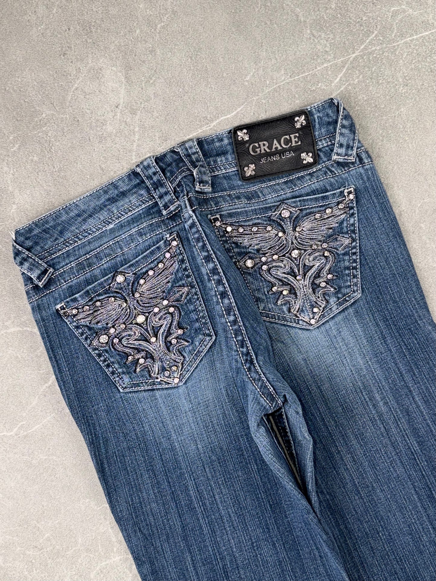 Grace in LA Bootcut Low Rise // 25 (Xs)